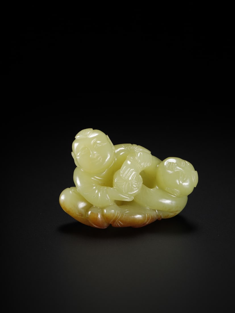 A Exquisite Hotan Yellow Jade Figures Ornament: A Exquisite Hotan Yellow Jade Figures Ornament,Qing Dynasty, China,Size:2.2inx1.2inx1.6in,Weight:70g 和田黄玉人物摆件,中国清代