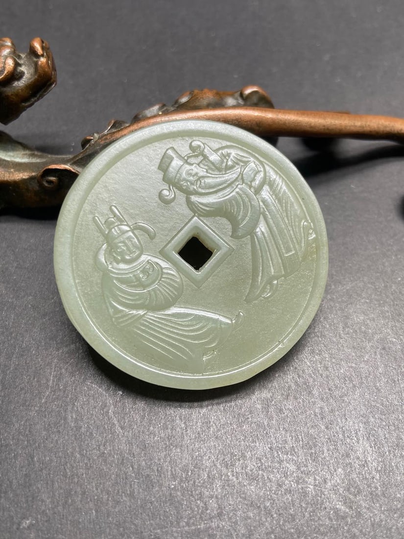 A Exquisite Hotan Jade Figures Pattern pendant - 5