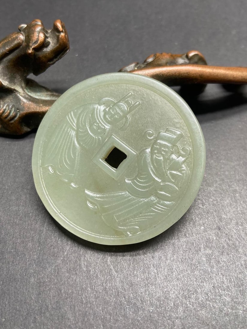 A Exquisite Hotan Jade Figures Pattern pendant - 6