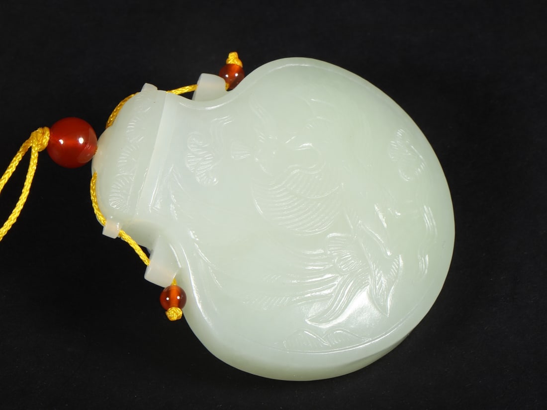 A Exquisite Hotan Jade Phoenix Pattern Sachet - 9