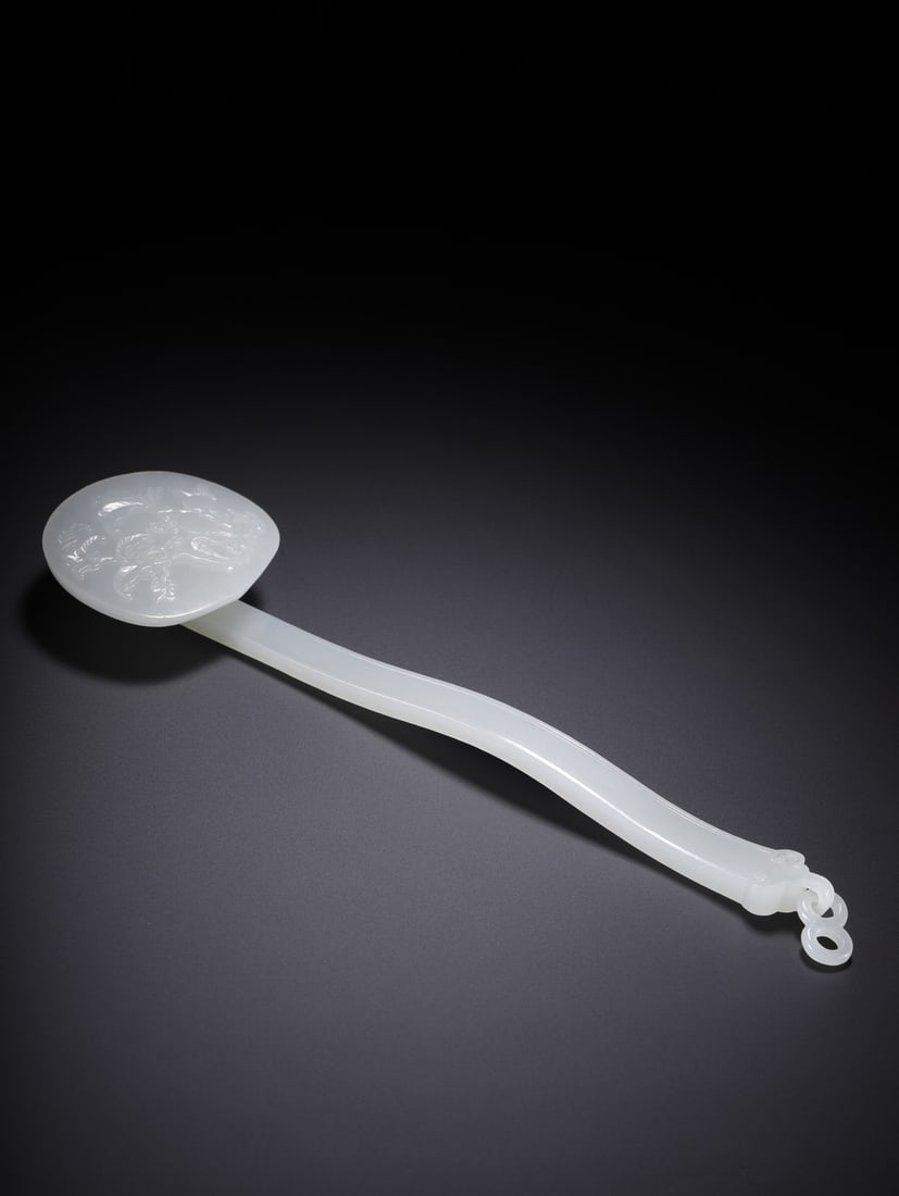 A Exquisite Hotan Jade peach Pattern Ruyi - 2