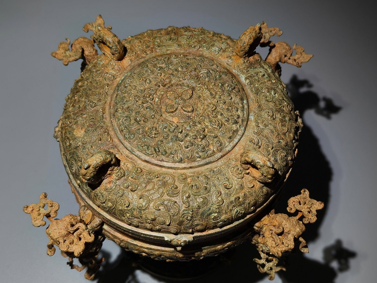 A Exquisite Bronze Dragon Pattern Dragon-Ears Jar - 5