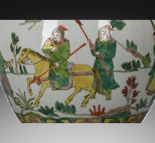 A Exquisite Wucai Figures Pattern Vat - 6