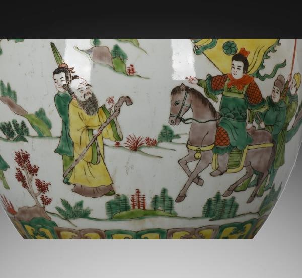 A Exquisite Wucai Figures Pattern Vat - 7