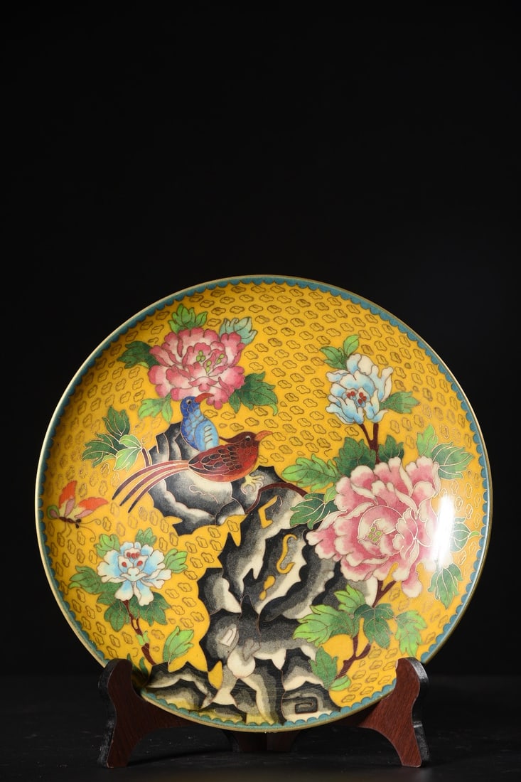 A Exquisite Gilt Bronze Cloisonne Flower and Bird Pattern Plate: A Exquisite Gilt Bronze Cloisonne Flower and Bird Pattern Plate,Qing Dynasty, China,Size:11inx11inx1in,Weight:1305g 铜鎏金景泰蓝花鸟纹盘,