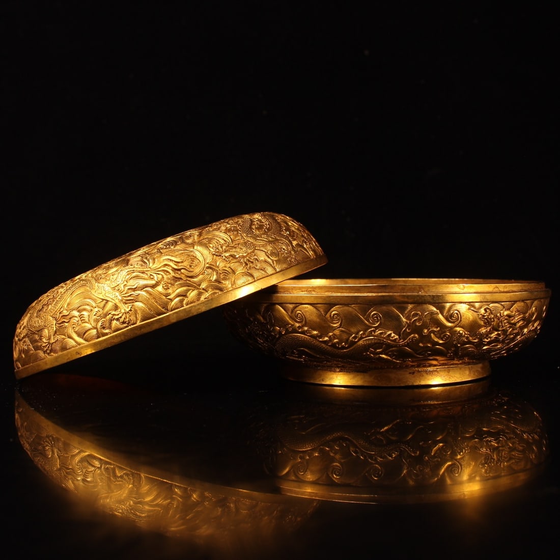 A Exquisite Gilt Bronze Dragon Pattern Box - 4