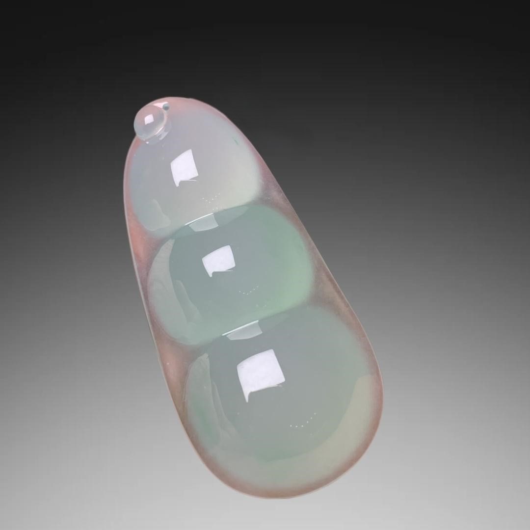 A Exquisite Jadeite Pendant - 2