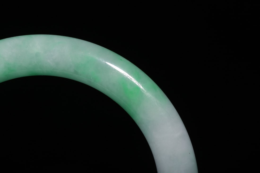 A Exquisite Jadeite Bracelets - 2