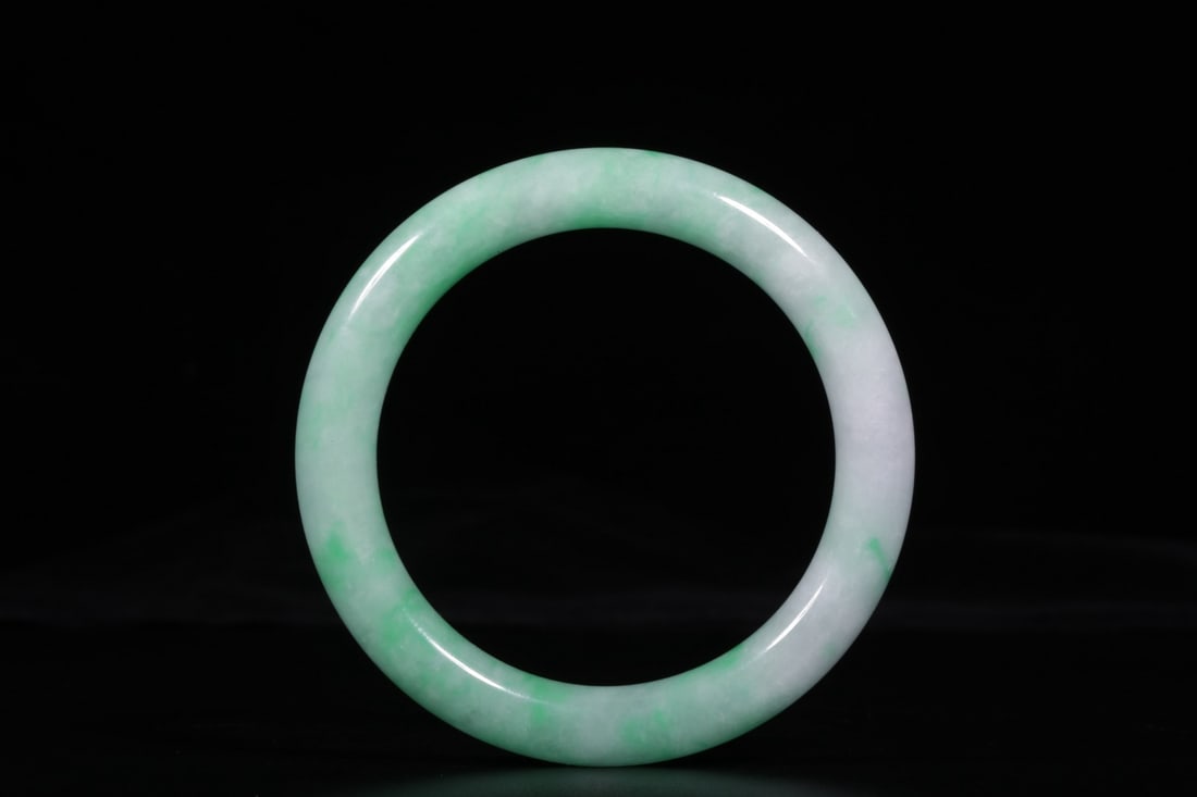 A Exquisite Jadeite Bracelets - 4