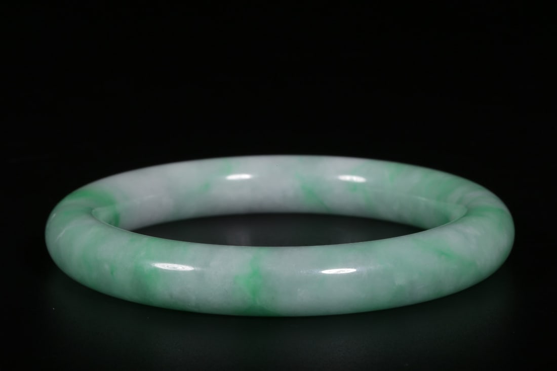 A Exquisite Jadeite Bracelets - 8