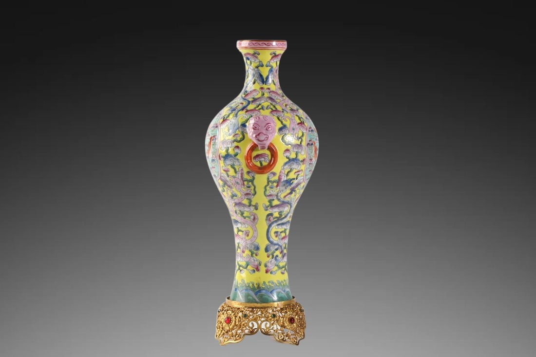 A Exquisite Enamel Ganoderma lucidum Pattern Vase - 6