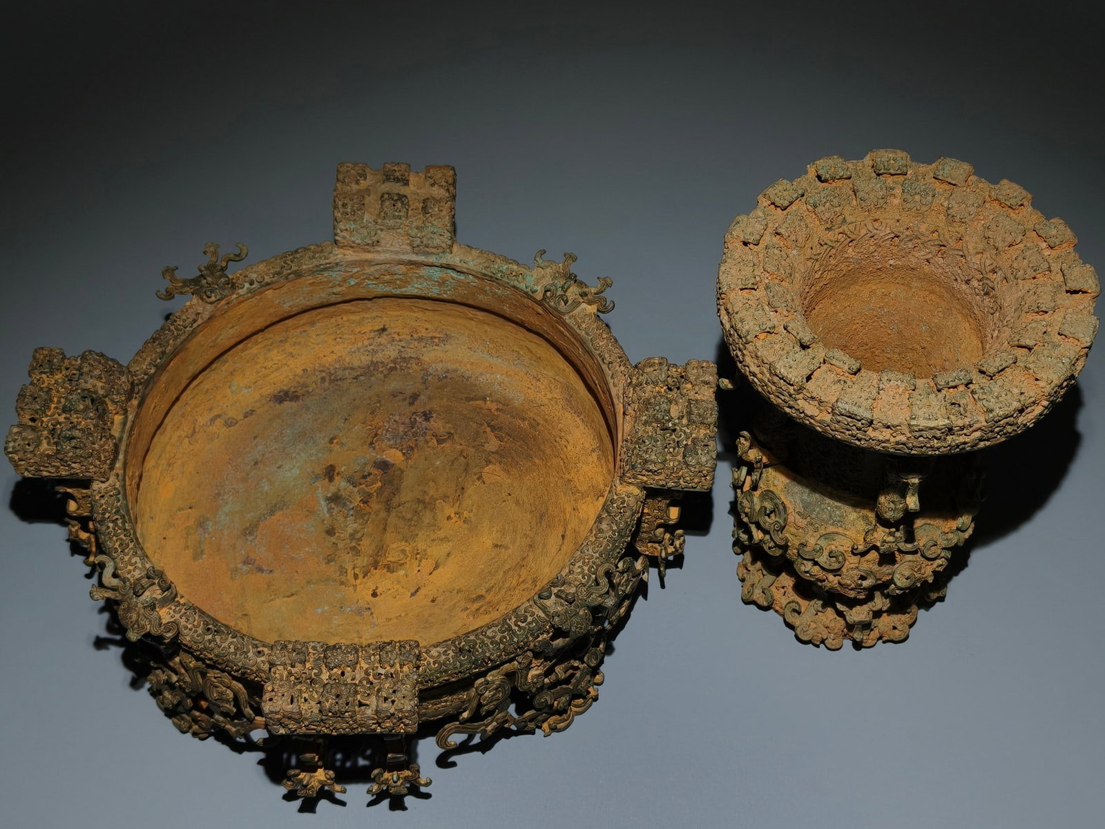 A Exquisite Bronze Dragon Pattern Plate - 5