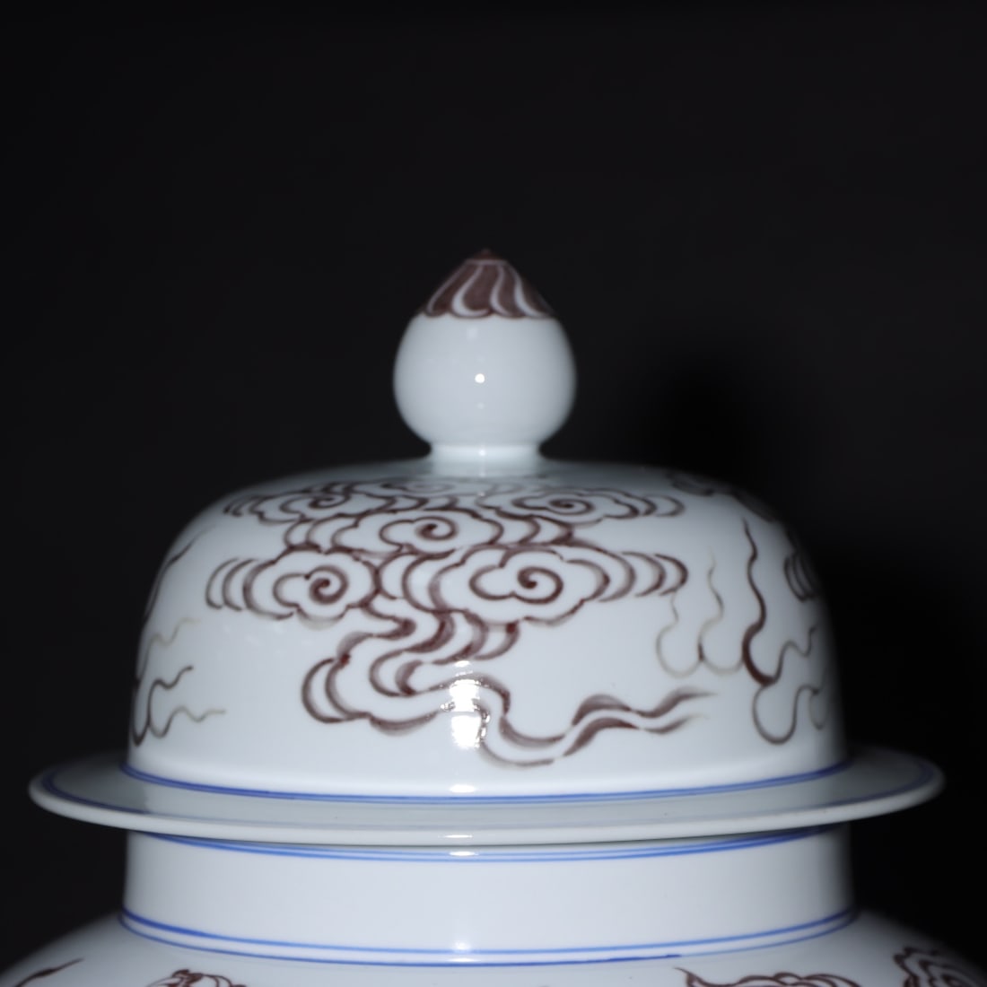 A Exquisite Underglaze-Red Dragon Pattern Jar - 2