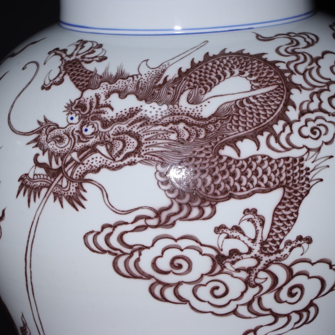 A Exquisite Underglaze-Red Dragon Pattern Jar - 3