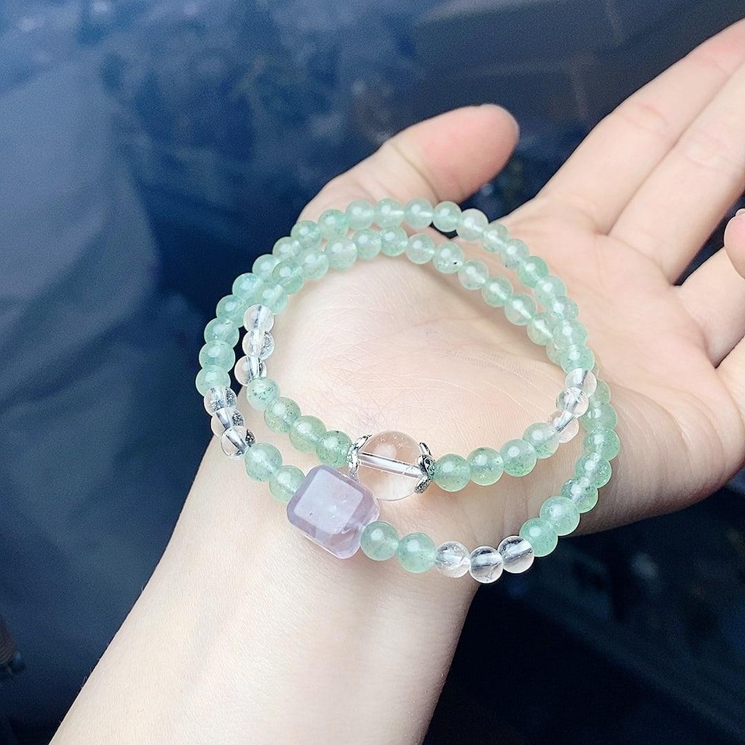 A Exquisite Crystal Bracelet - 2