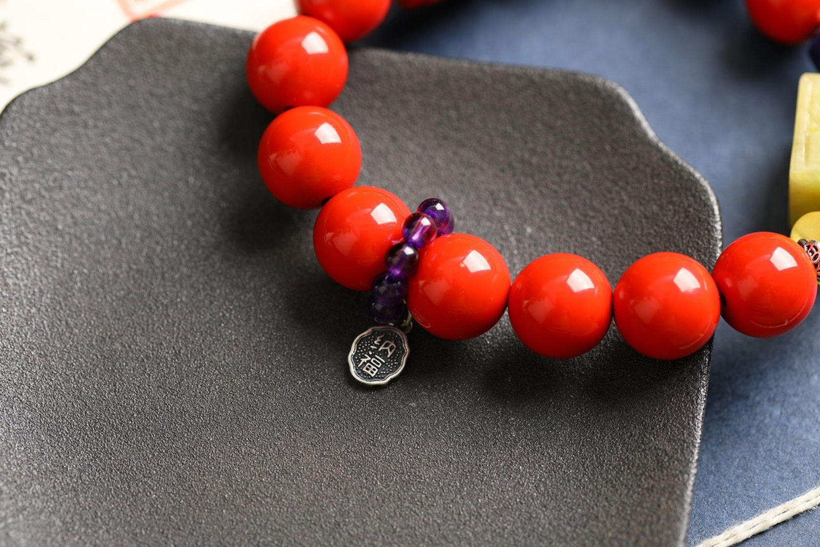 An Exquisite Cinnabar Bracelets,With Beeswax - 5
