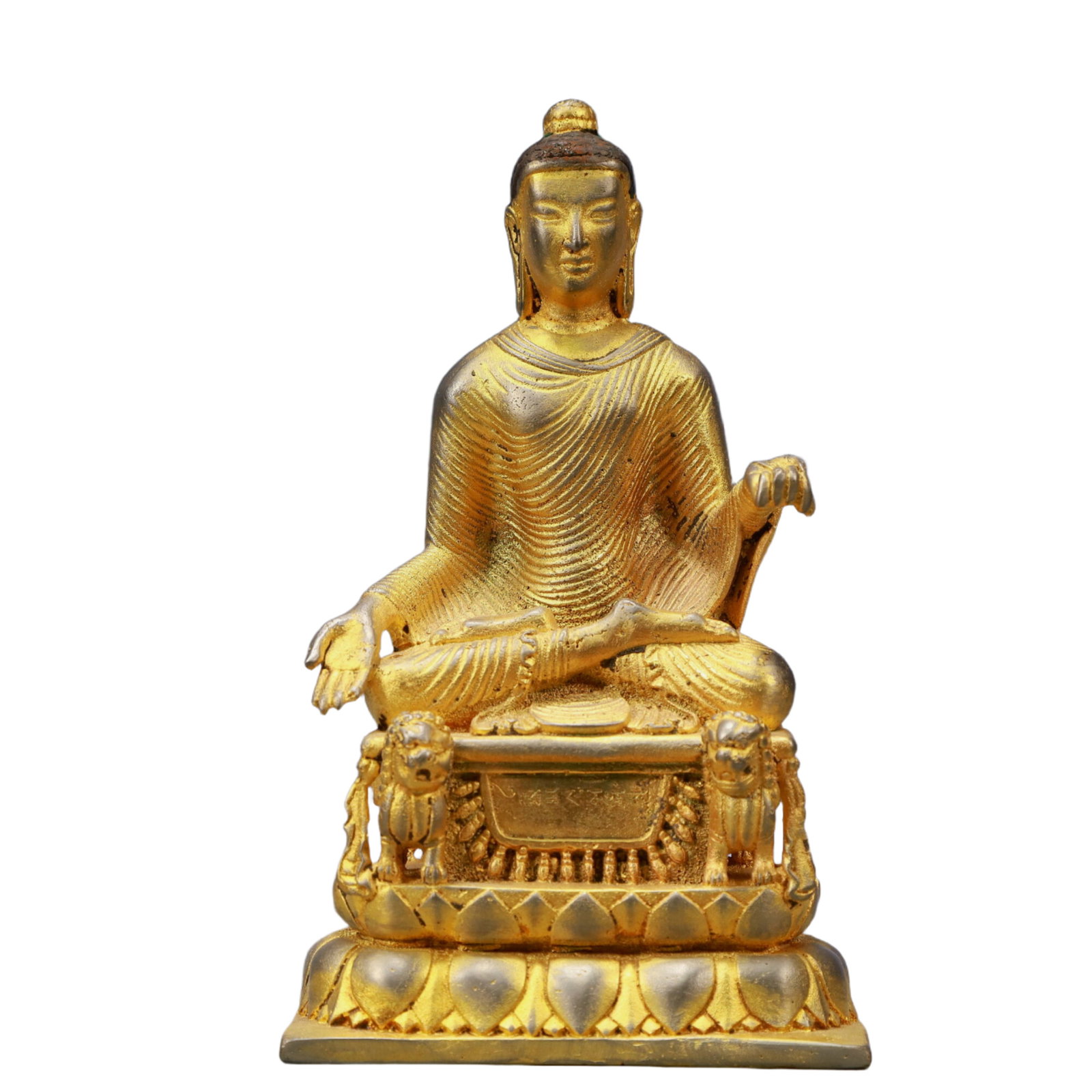 A Solemn Gilt Bronze Statue of Sakyamuni: A Solemn Gilt Bronze Statue of Sakyamuni,Ming Dynasty, China,Size:4.7inx3.3inx8.3inWeight:1800g 铜鎏金释迦牟尼像,中国明代