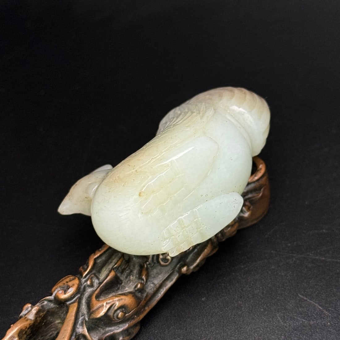 An Exquisite White Jade Rooster Ornament - 6