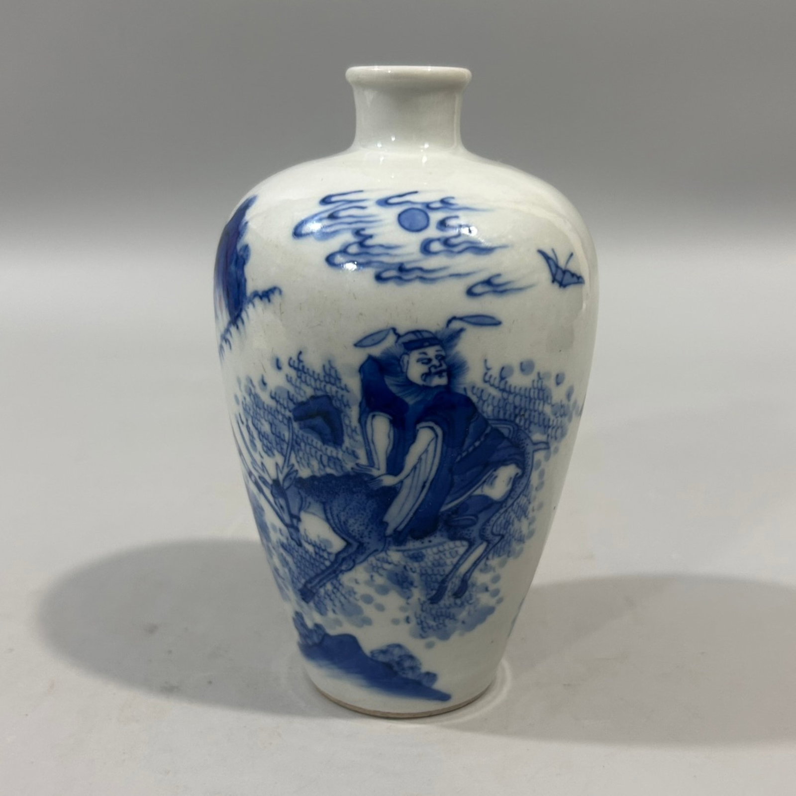 An Exquisite Blue and White Figure Pattern Vase: An Exquisite Blue and White Figure Pattern Vase,Qing Dynasty,China,Kangxi Six-character Mark,Size:2.8inx5.5in 青花人物纹瓶,中国清代,康