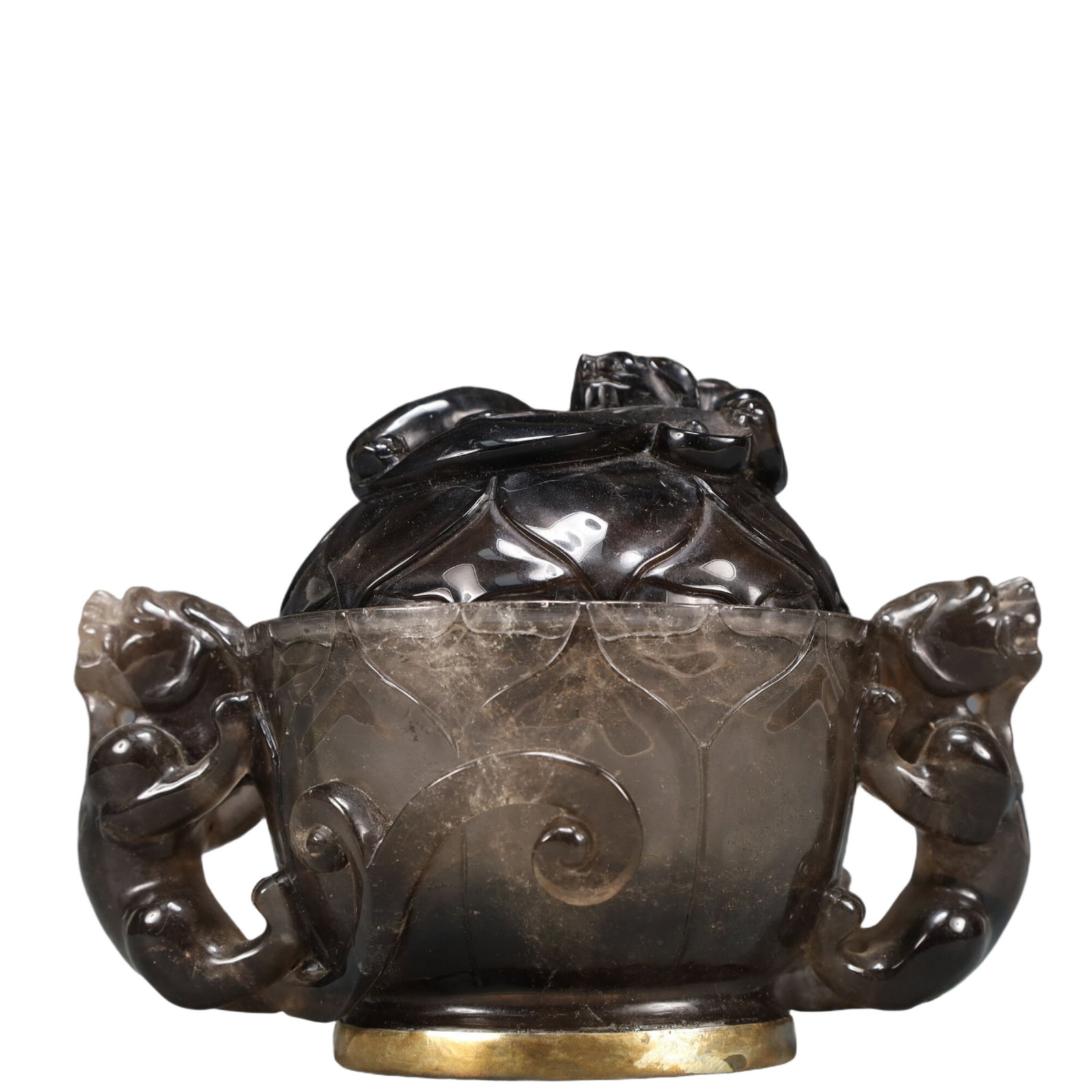 An Exquisite Crystal Auspicious Beast Pattern Double-Ears Censer: An Exquisite Crystal Auspicious Beast Pattern Double-Ears Censer,Qing Dynasty, China,Size:6.7inx4.3inx4.9in Weight:1000g 水晶瑞兽纹双耳香炉,ߑ