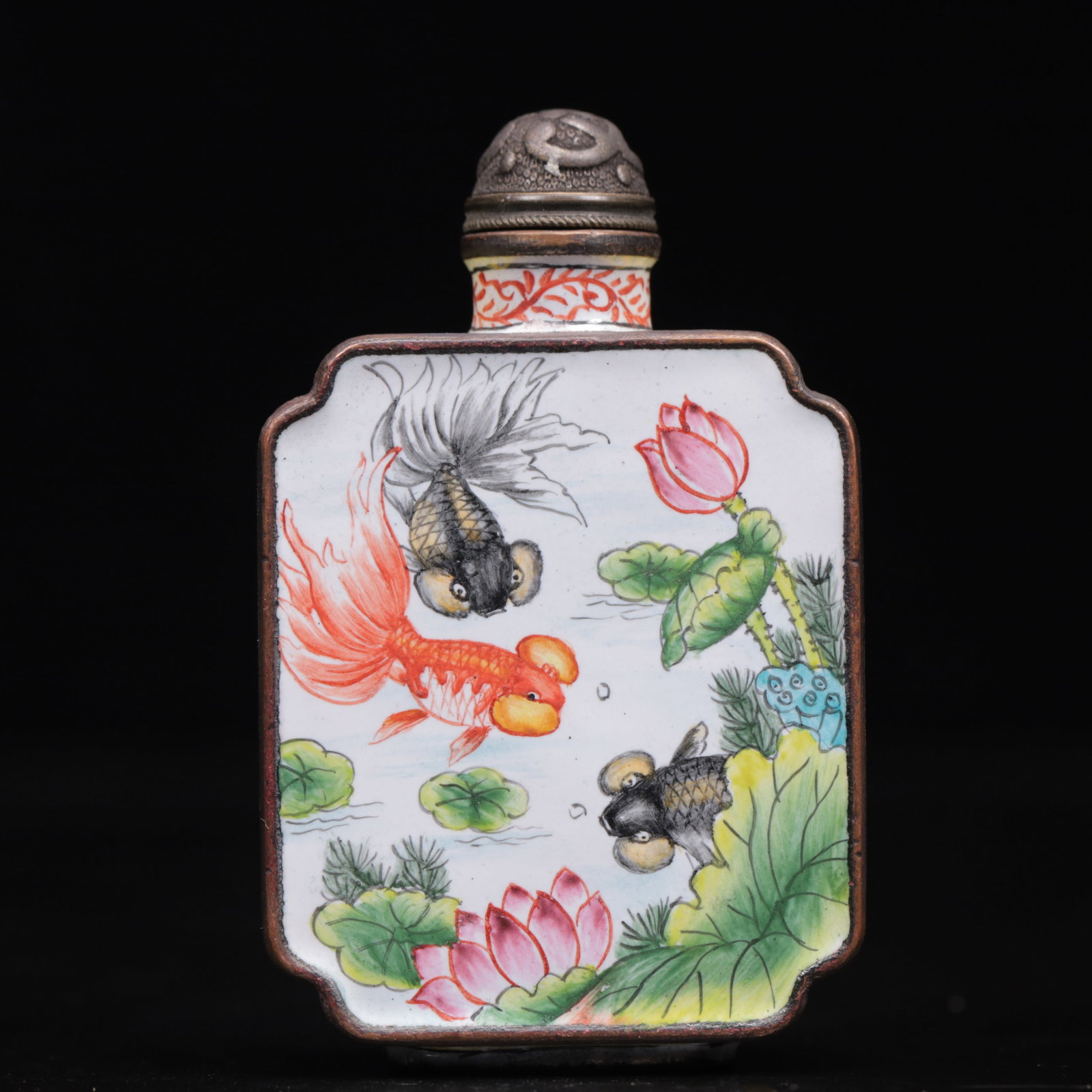 An Exquisite Painted Enamel Lotus and Fish Pattern Snuff Bottle: An Exquisite Painted Enamel Lotus and Fish Pattern Snuff Bottle,Qing Dynasty, China,Qianlong Four-character Mark,Size:1.8inx0.6inx2.8in,Weight:69g