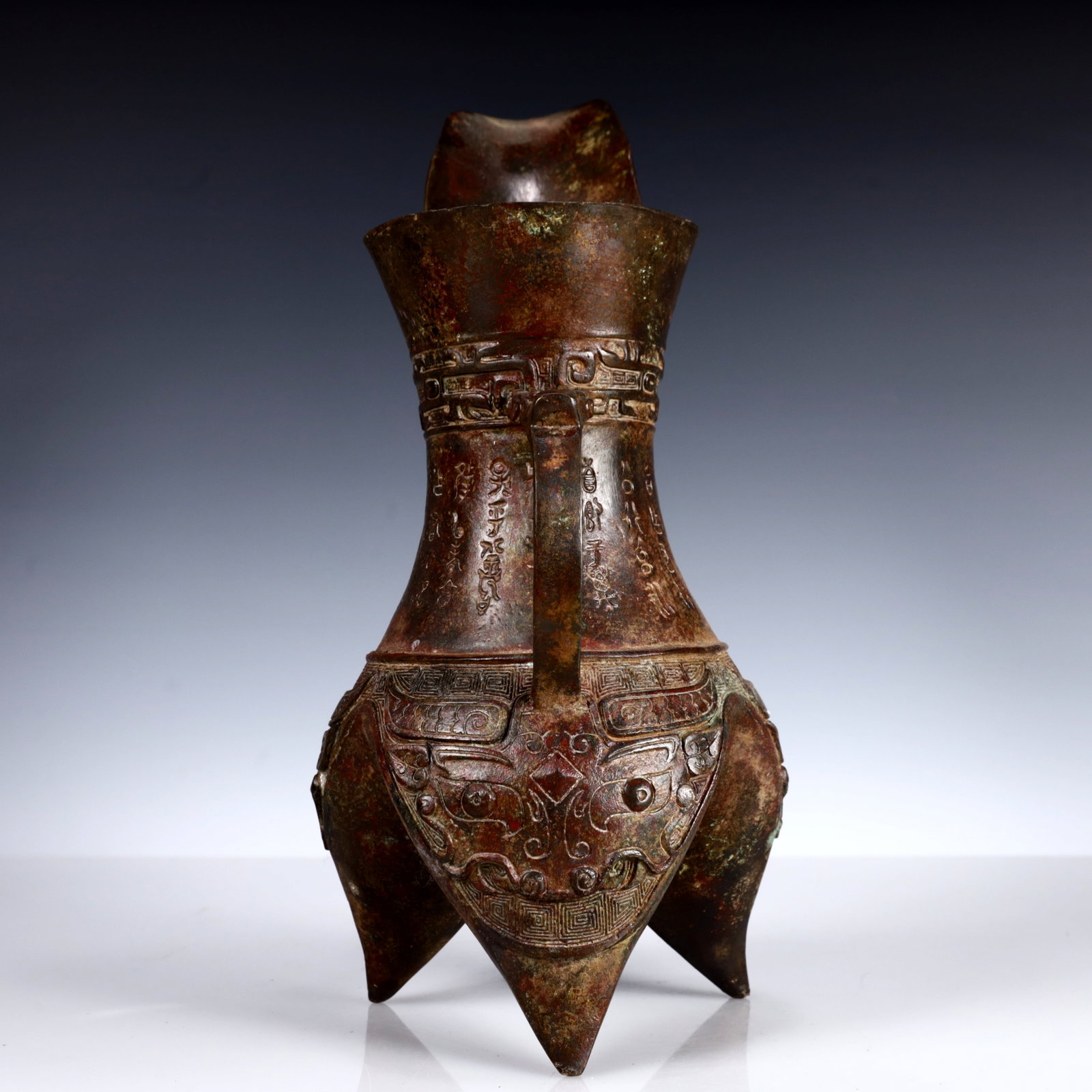 A Rare Bronze Beast-Face Pattern Flagon - 7