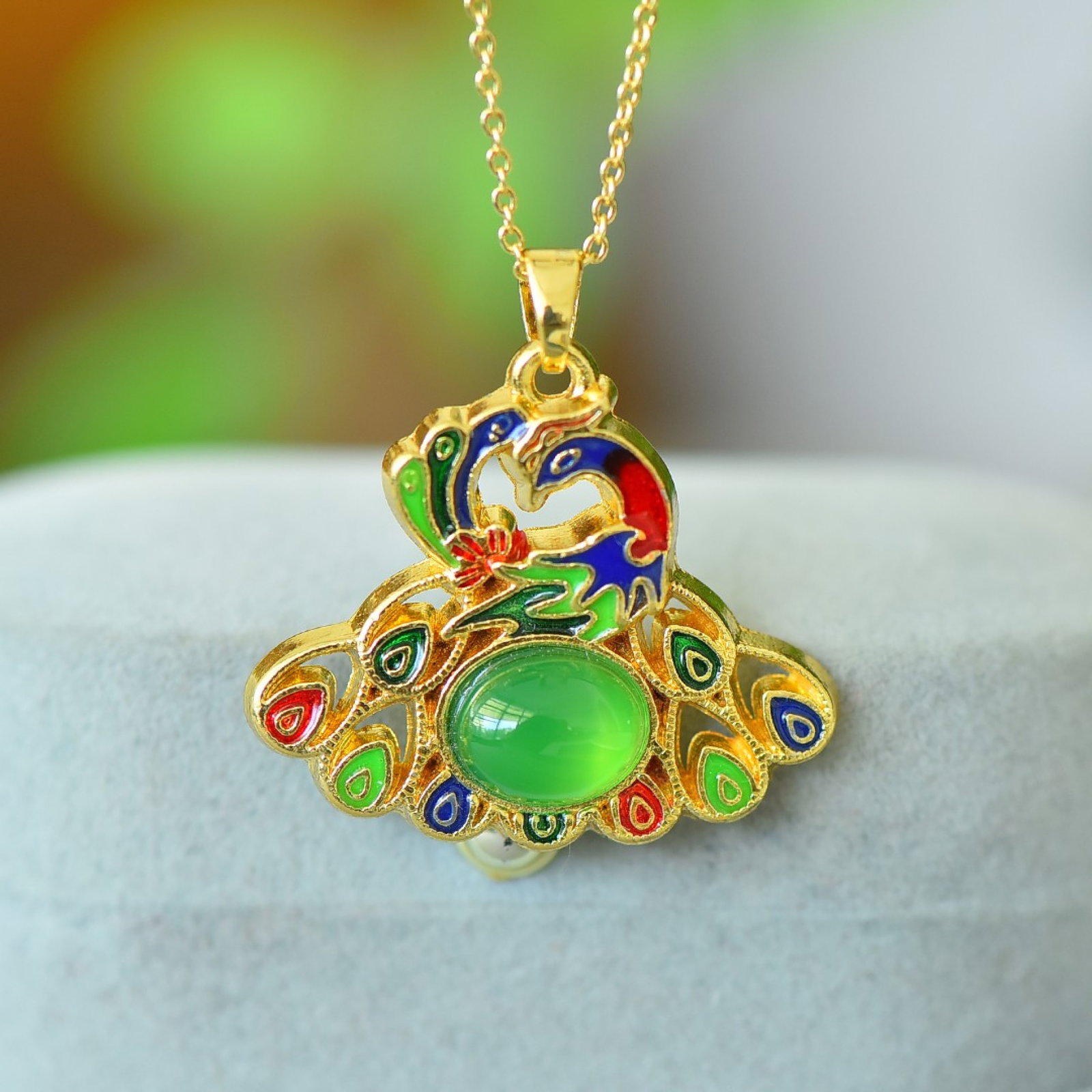 An Exquisite Enamel Peacock Pendant: An Exquisite Enamel Peacock Pendant,Size:8mmx10mm 珐琅孔雀吊坠
