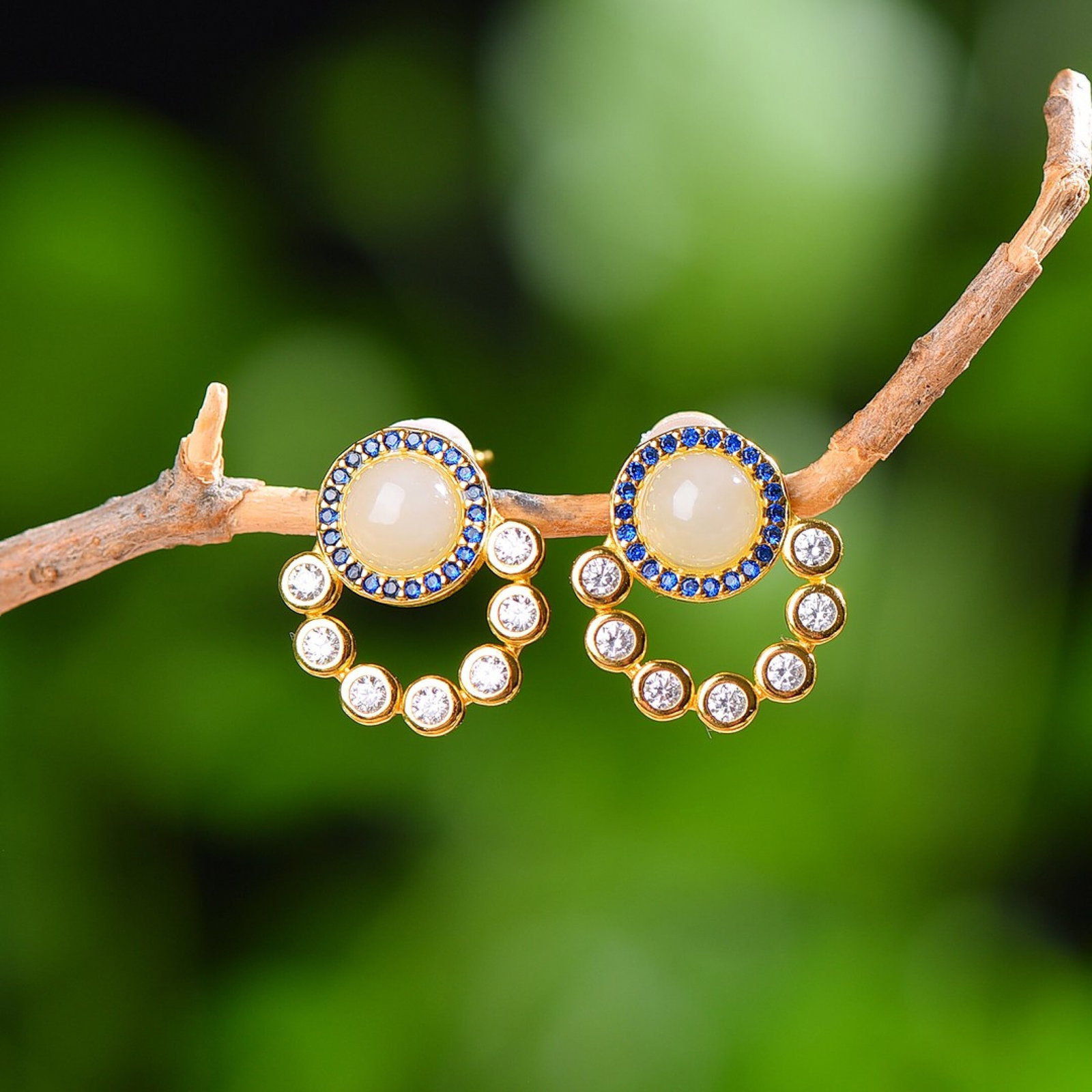 A Pair of Exquisite Sterling Silver-Gold Plated Inlaid White Jade Earrings,Inlaid Diamond: A Pair of Exquisite Sterling Silver-Gold Plated Inlaid White Jade Earrings,Inlaid Diamond,Size:6mmx6mm