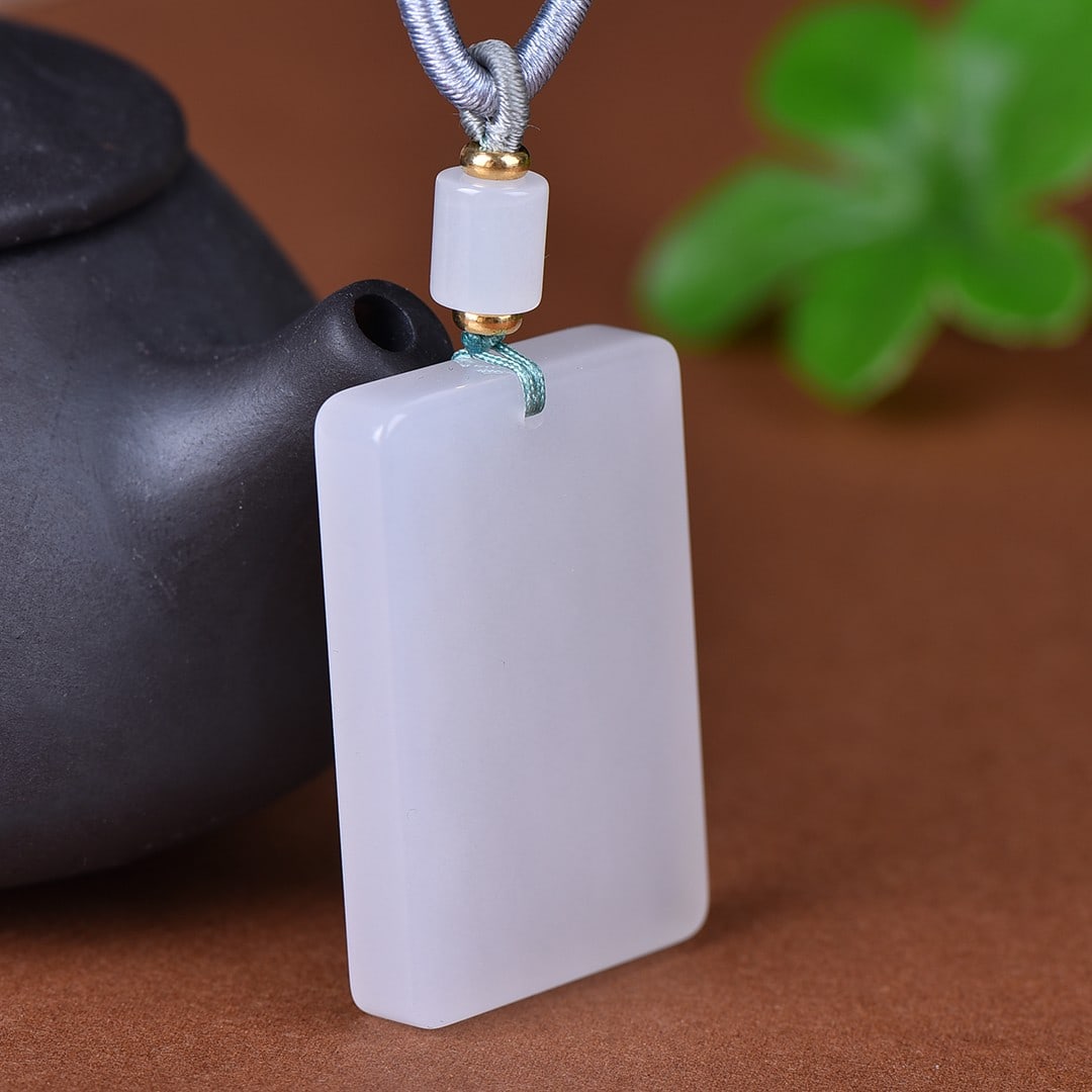 An Exquisite White Jade Pendant - 4