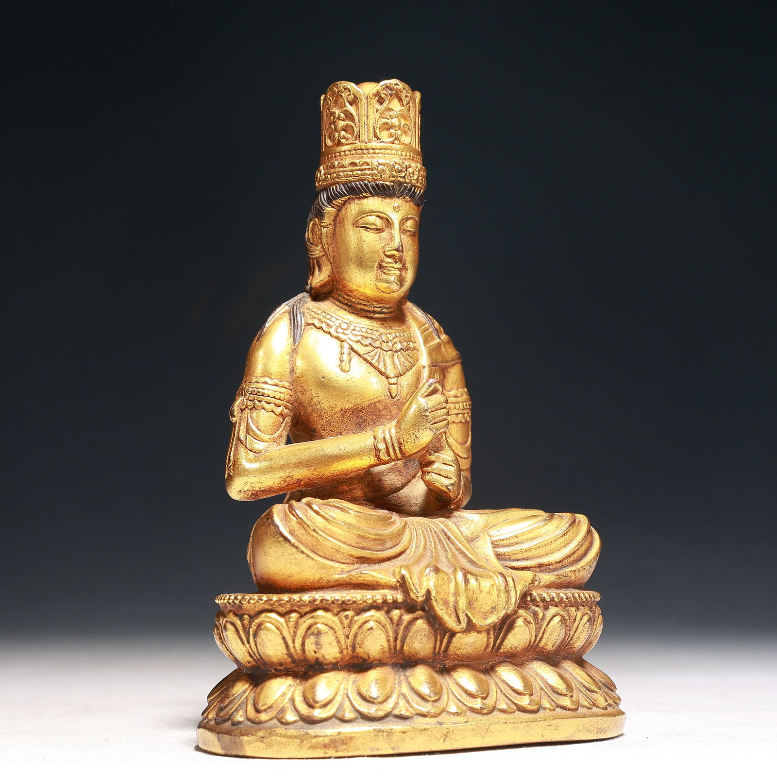 A Solemn Gilt Bronze Buddha Statue - 3