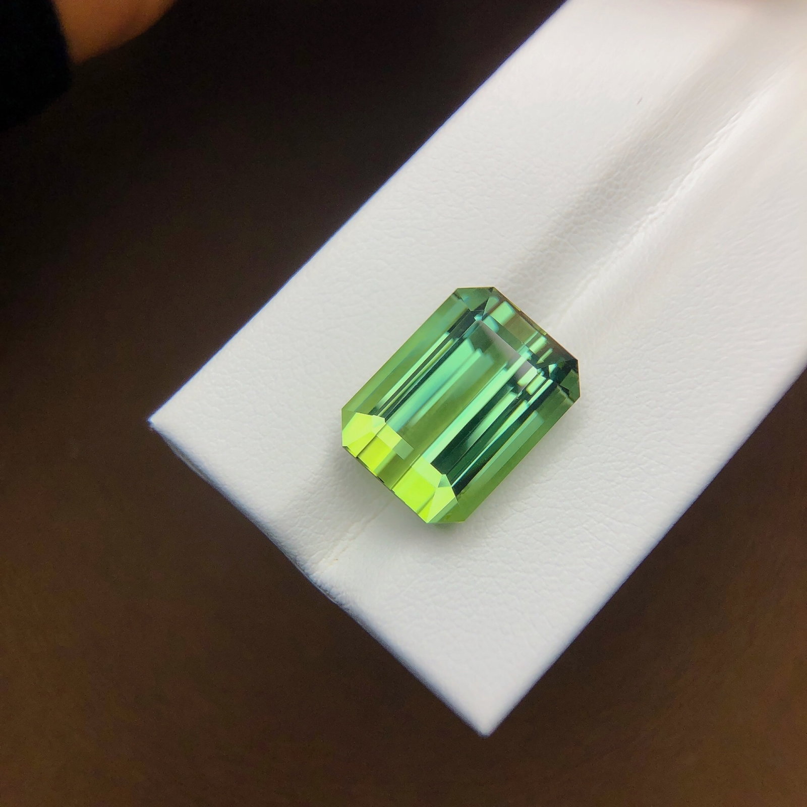 10.5Ctw Natural Tourmaline Loose: 10.5Ctw Natural Tourmaline Loose,Size:14.5mmx10.6mmx7.6mm 10.5Ctw天然碧玺裸石