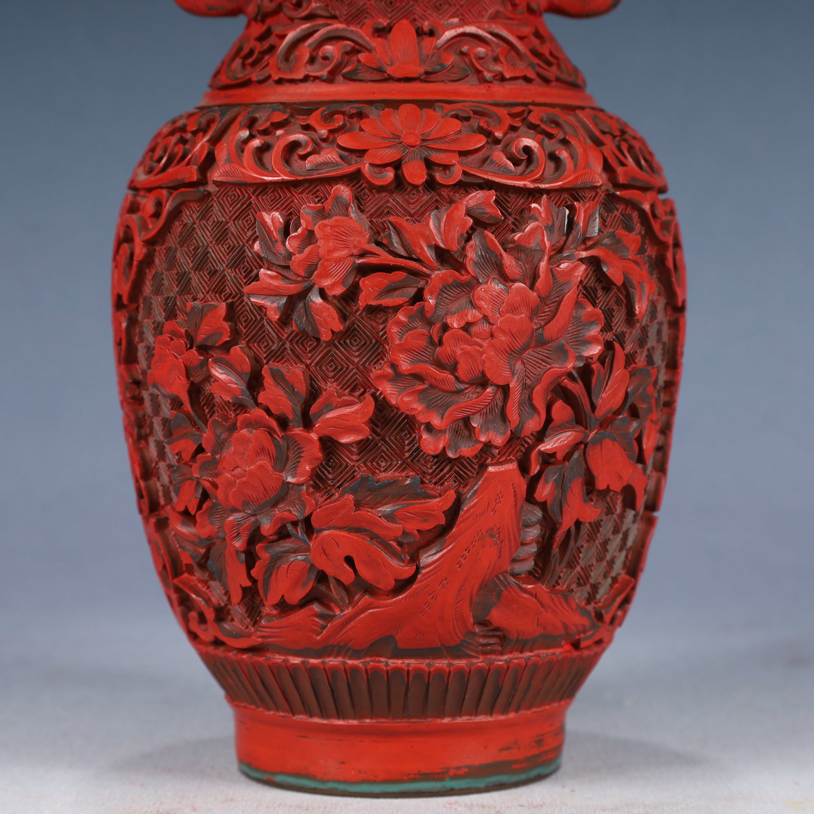 An Exquisite Carved Red Lacquer Flower Pattern Double-Ears Vase - 3