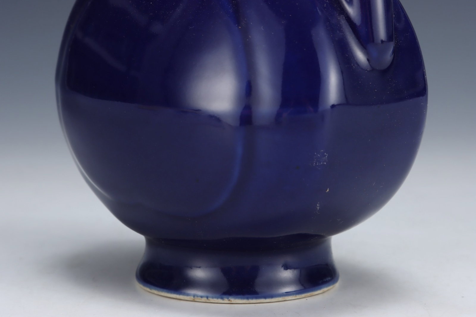 An Exquisite Ji Blue Glazed Ewer - 5