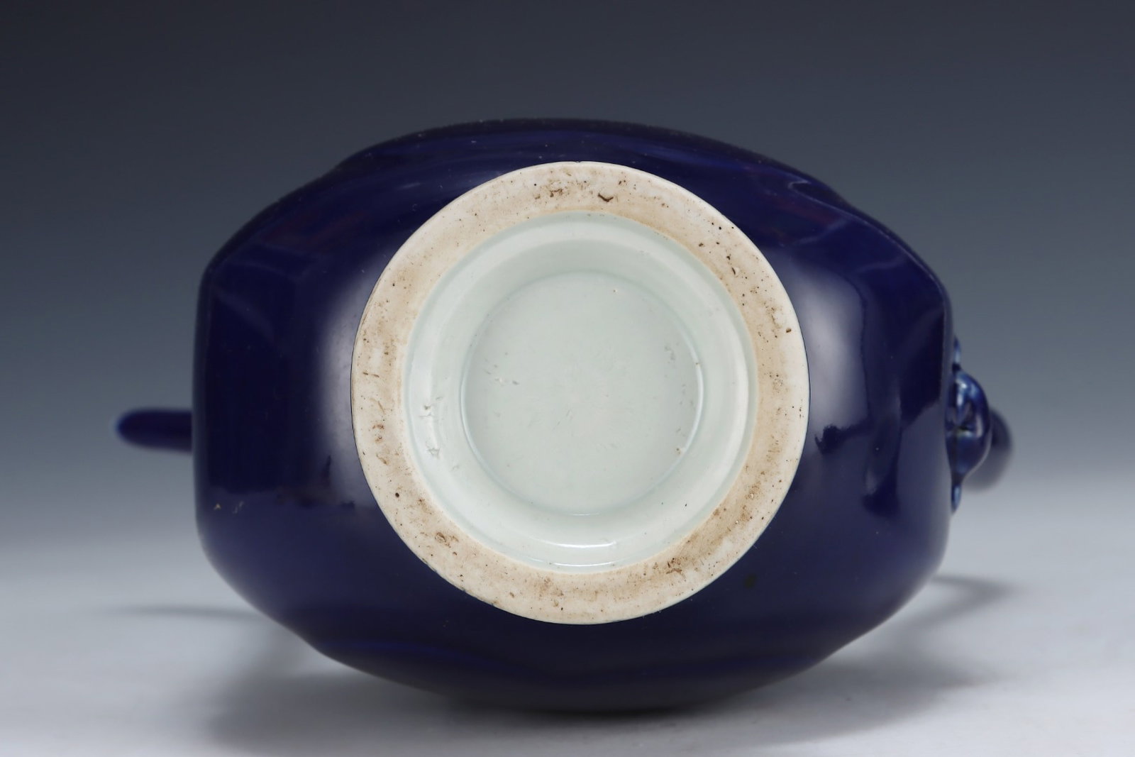 An Exquisite Ji Blue Glazed Ewer - 8