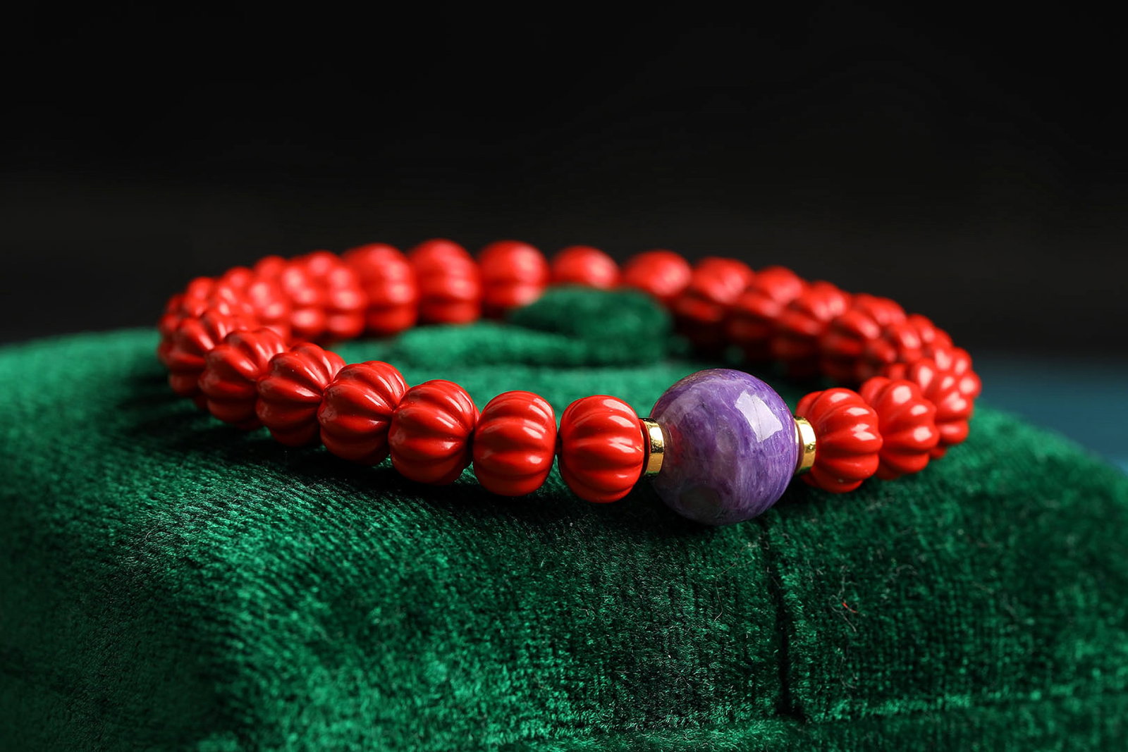 An Exquisite Cinnabar Bracelets,With Crystal: An Exquisite Cinnabar Bracelets,With Crystal,Size:9mm,13mm 朱砂手串,配水晶