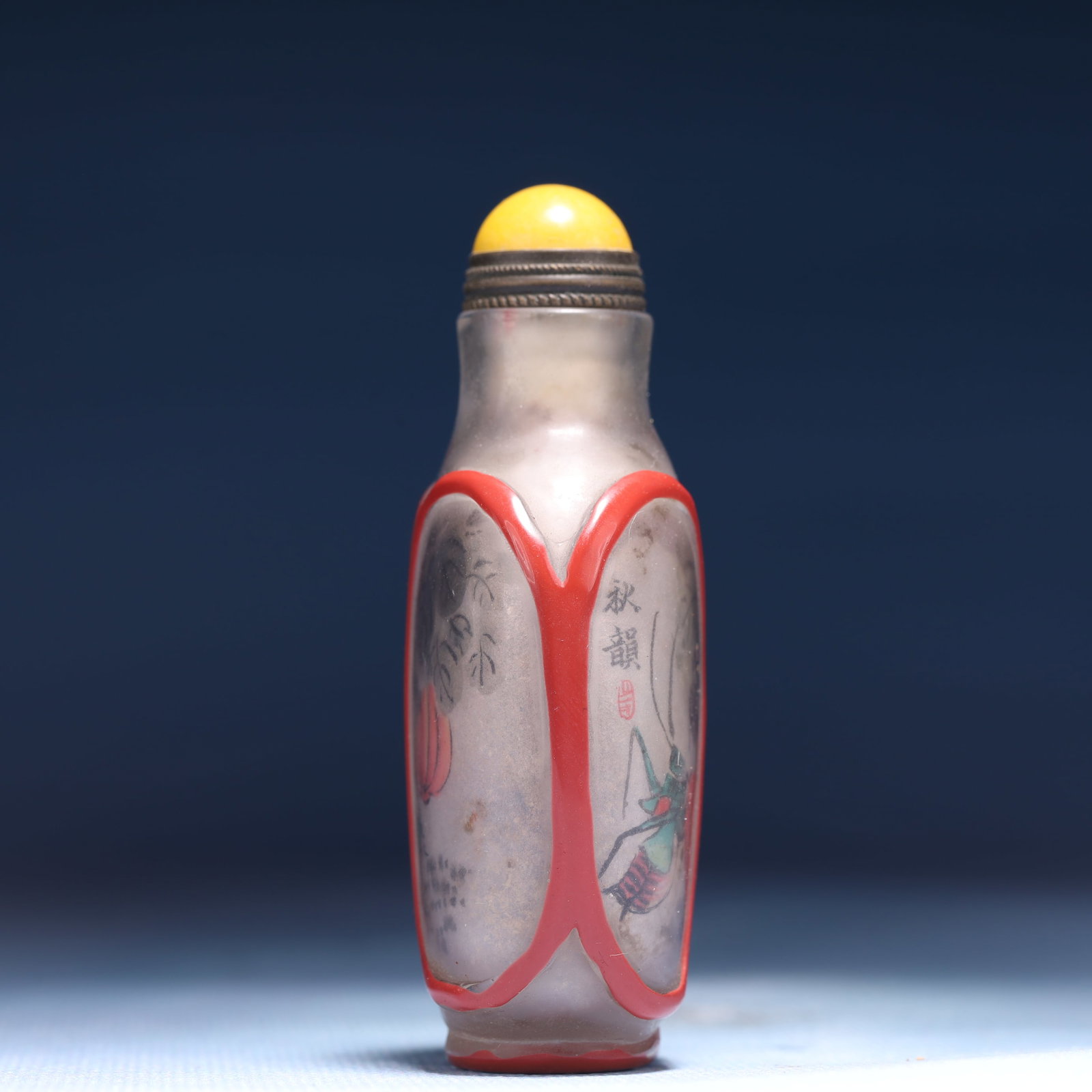 An Exquisite Glass Cricket Pattern Snuff Bottle - 6