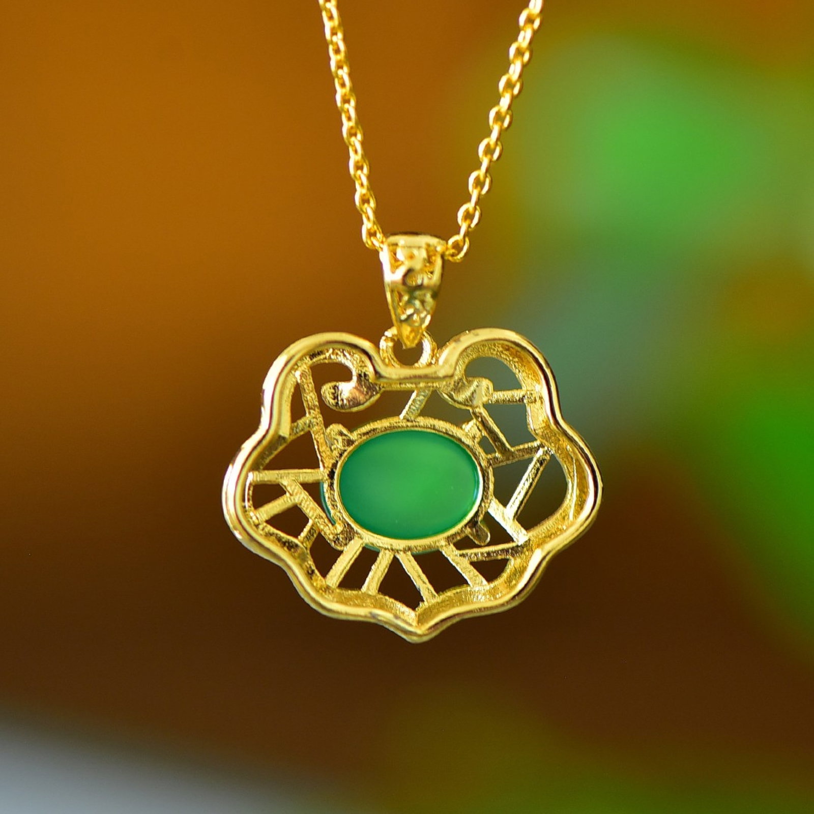 An Exquisite Pendant - 5