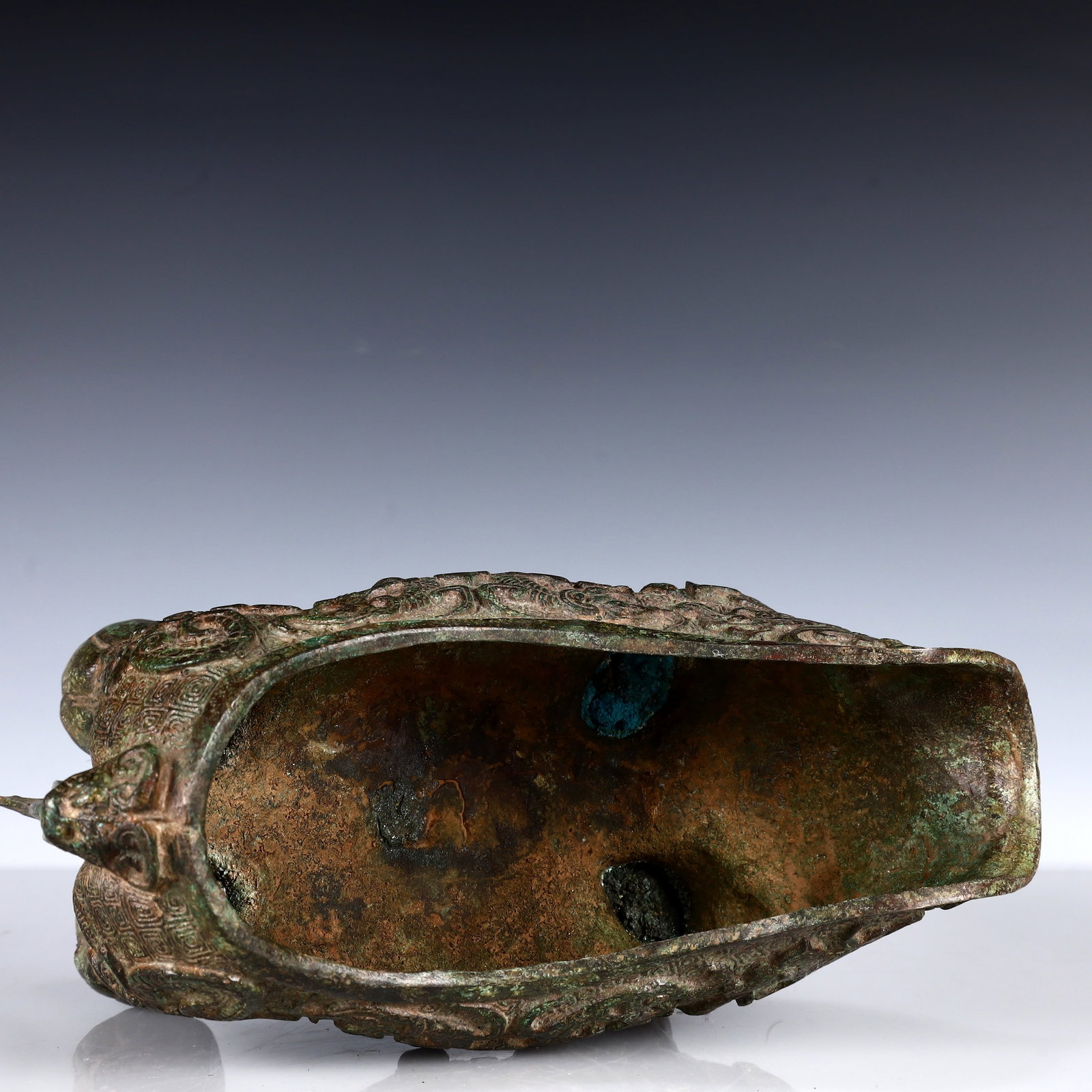 A Rare Bronze Elephant Cup - 17