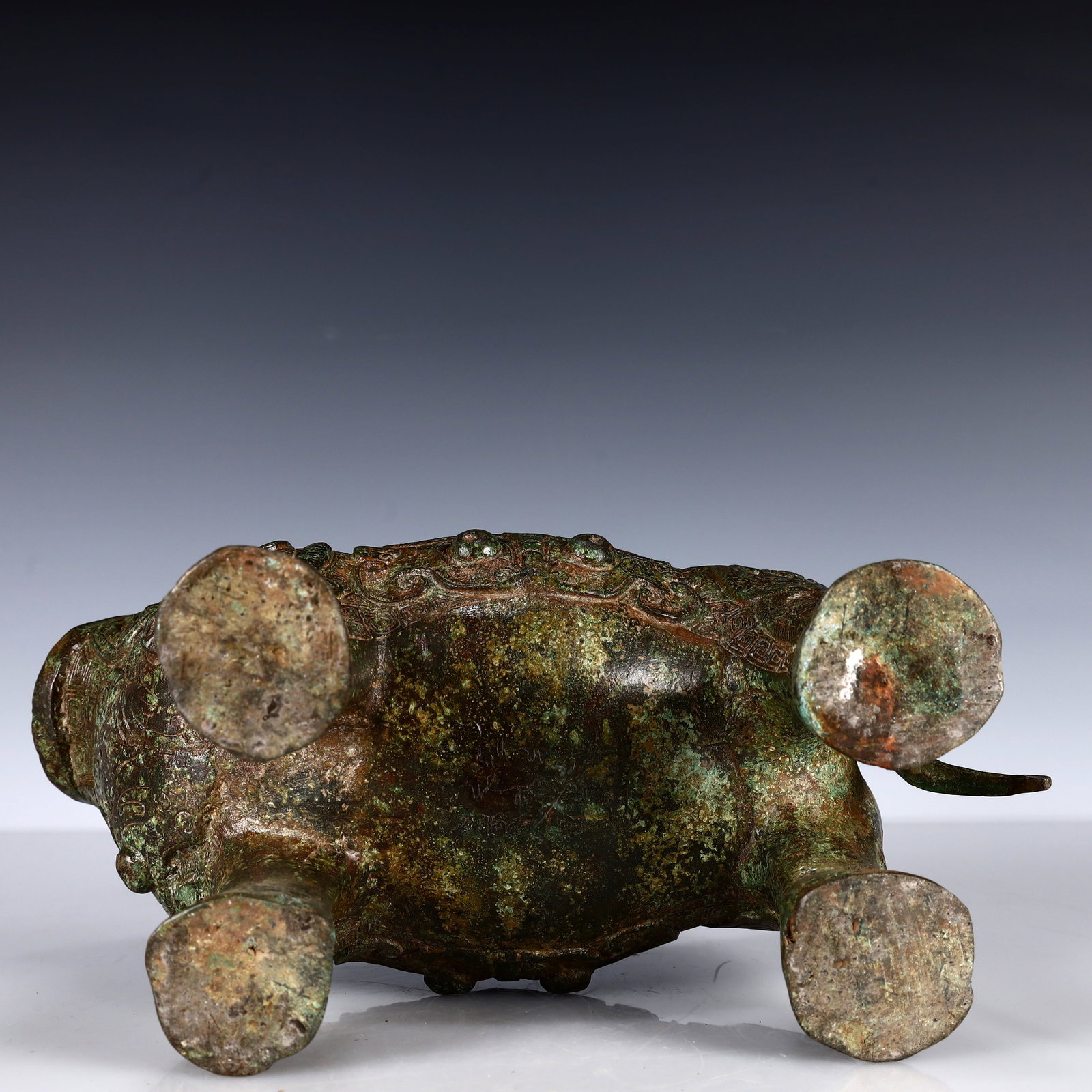 A Rare Bronze Elephant Cup - 18