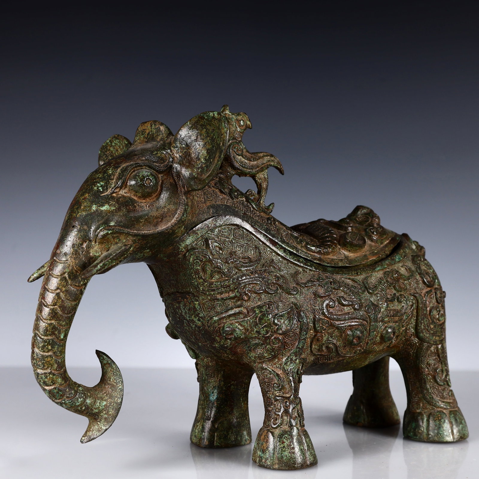 A Rare Bronze Elephant Cup - 5