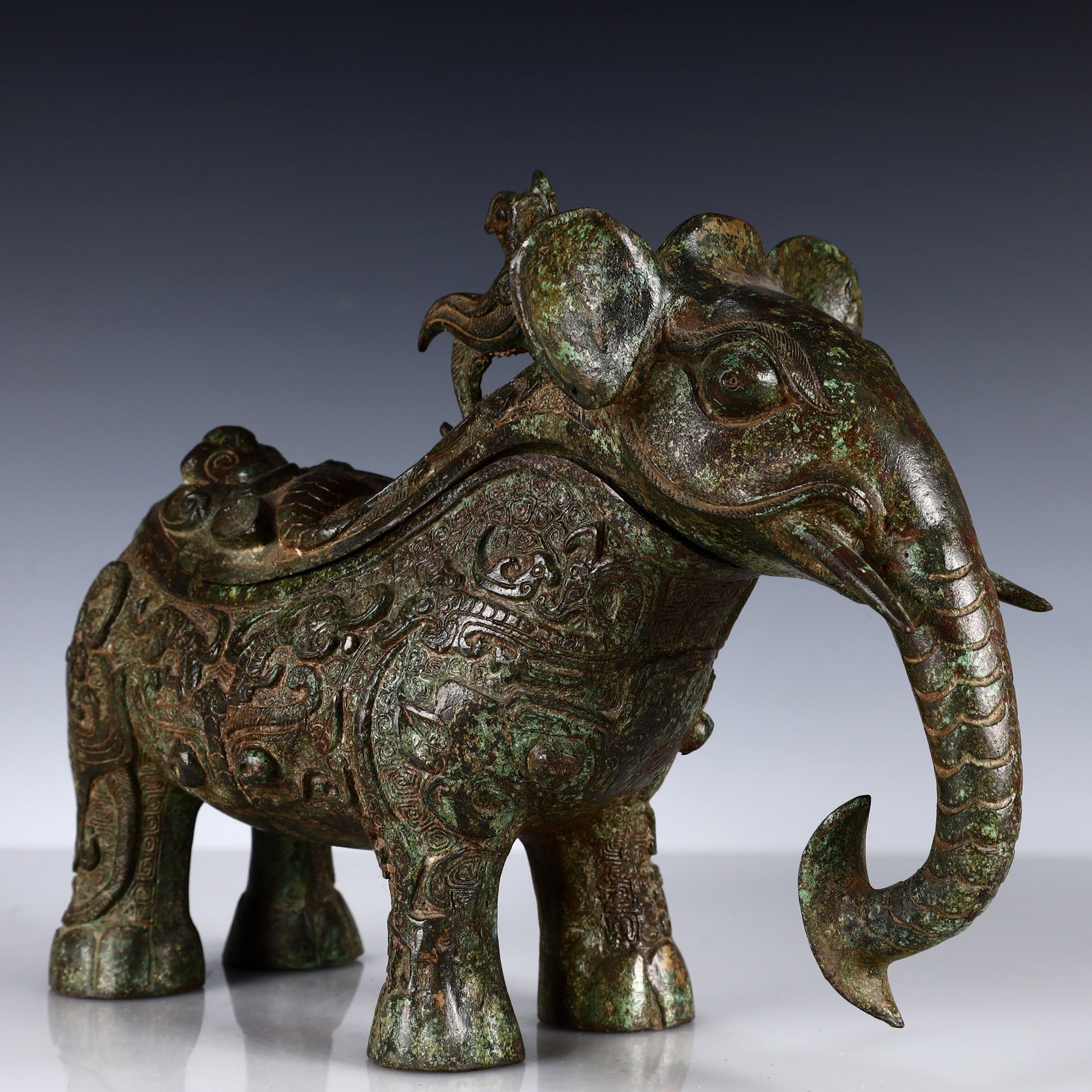 A Rare Bronze Elephant Cup - 8