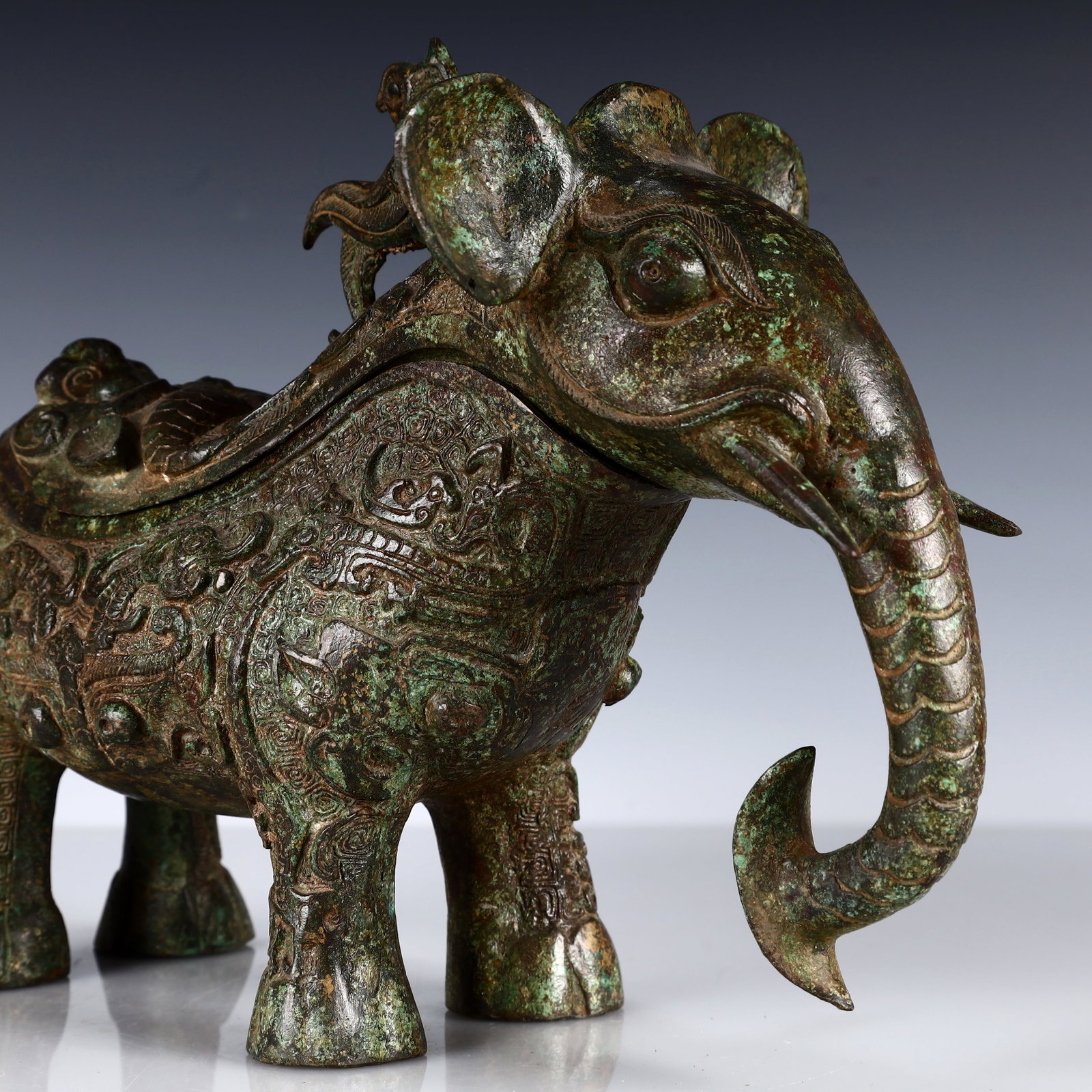 A Rare Bronze Elephant Cup - 9