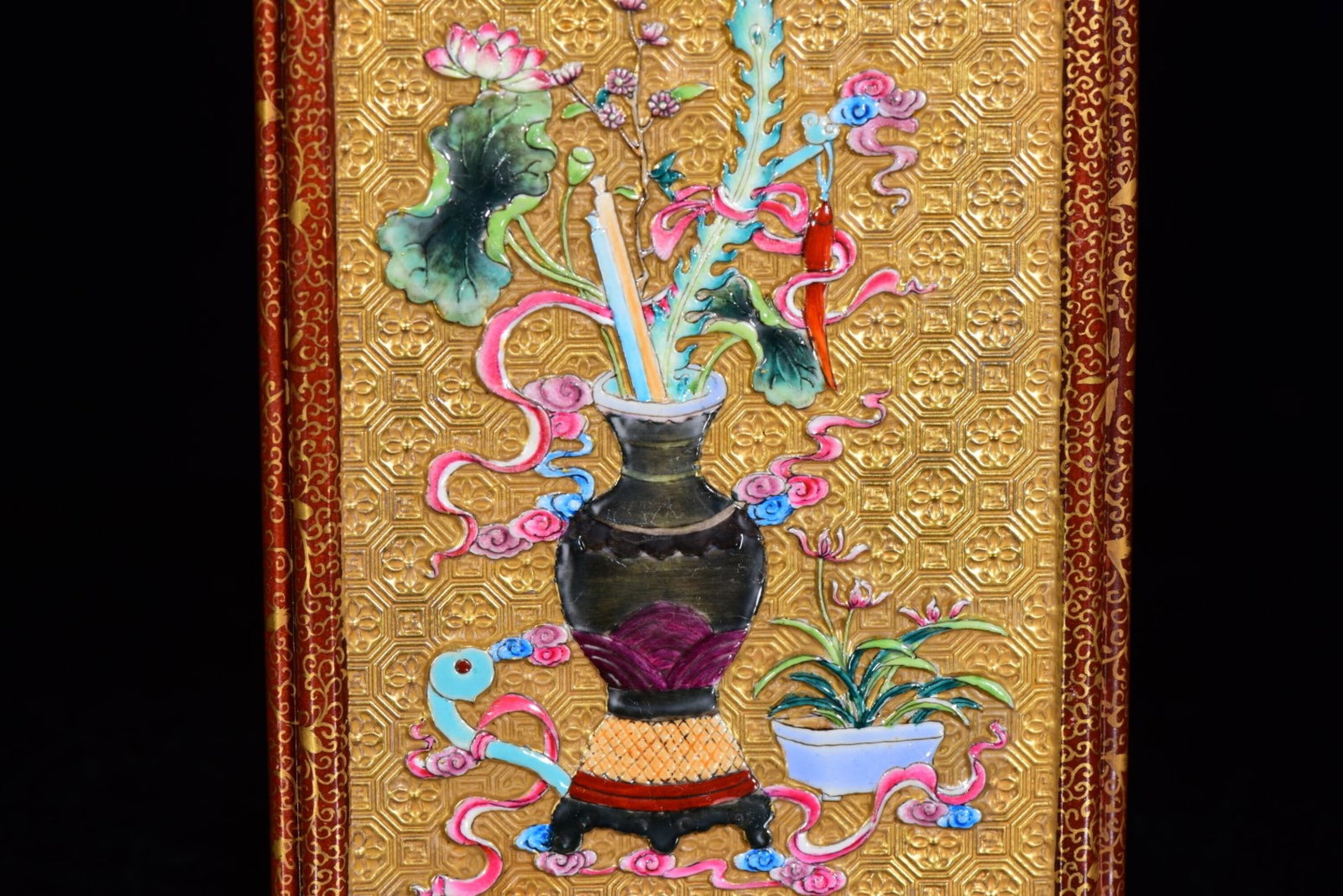 An Exquisite Enamel Gilt Flower Pattern Brush Pot - 6