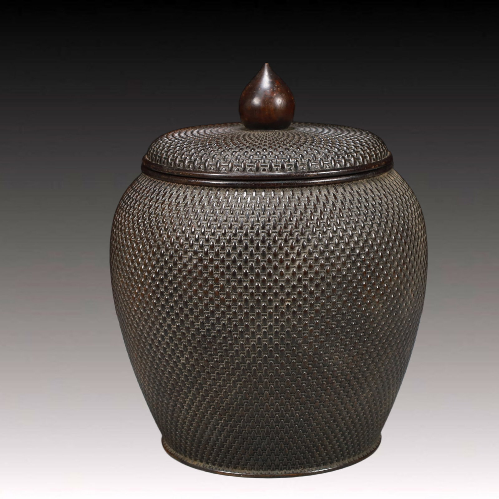 An Exquisite Zitanwood Cover Jar (1 of 6)