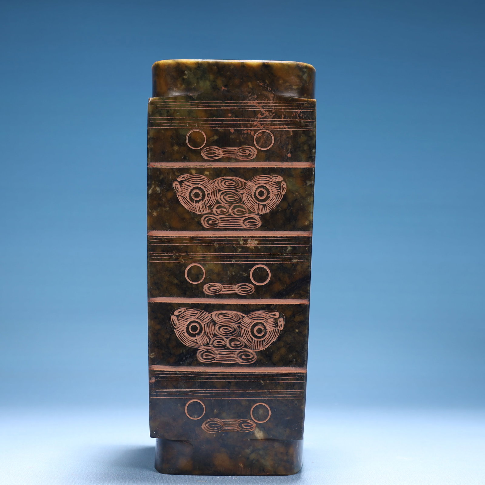 An Archaic Hongshan Culture Greenish Jade Cong: An Archaic Hongshan Culture Greenish Jade Cong,Ancient Time,China,Size:3.5inx8.7in,Weight:2550g 红山文化青白玉琮,中国新石器