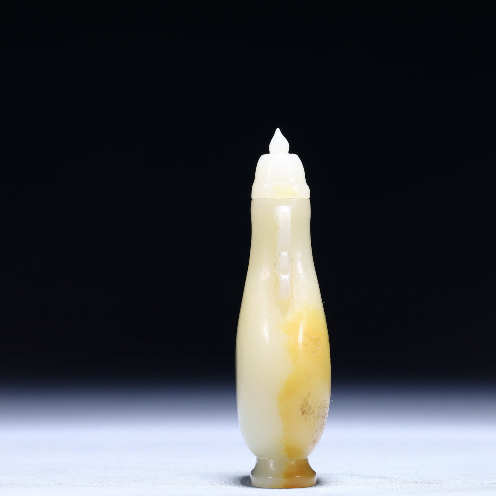 An Exquisite White Jade Double-Ears Bottle - 6