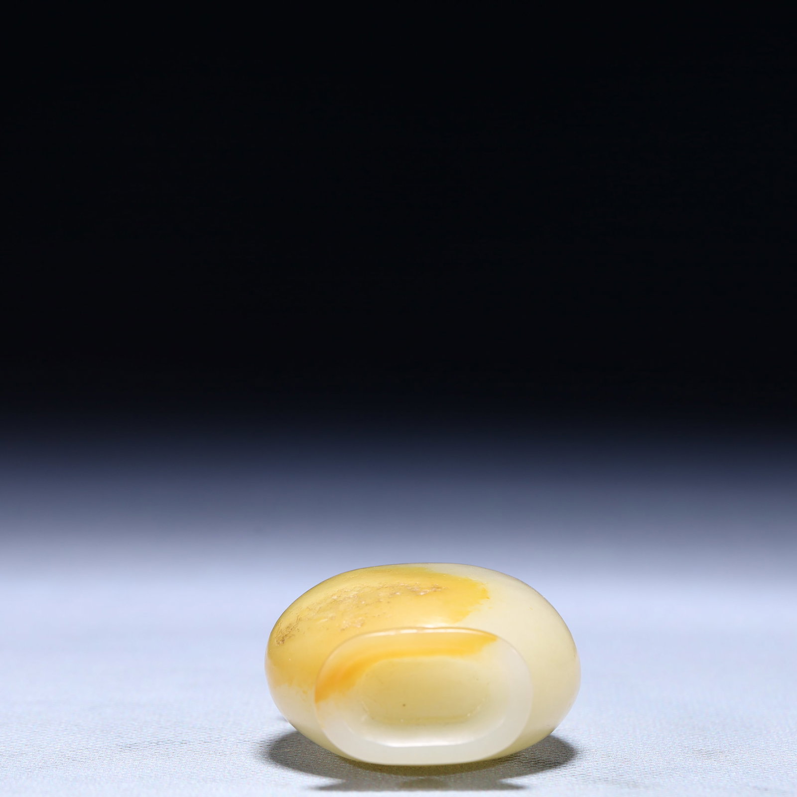 An Exquisite White Jade Double-Ears Bottle - 8
