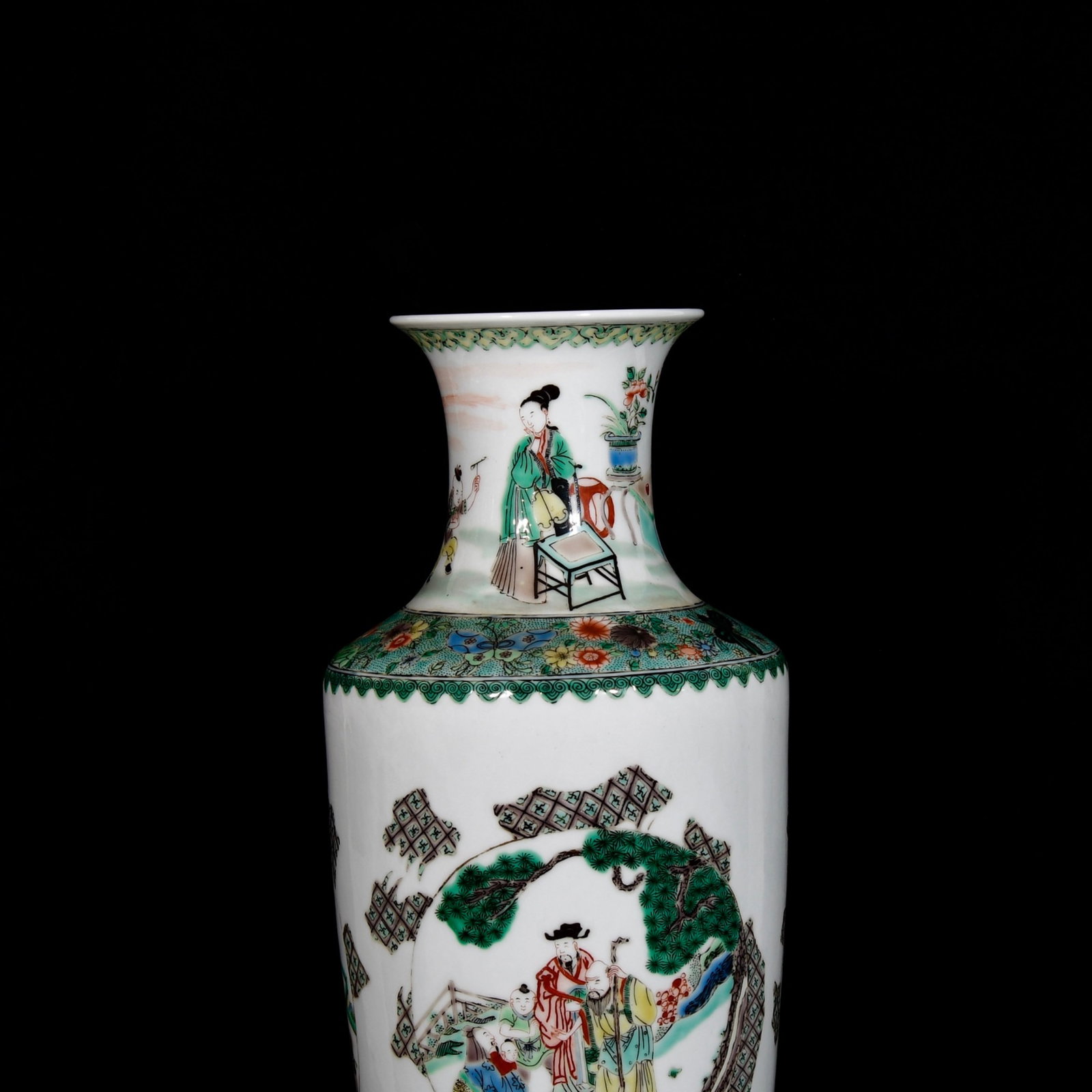 A Huge Wucai Figure Pattern Vase - 2