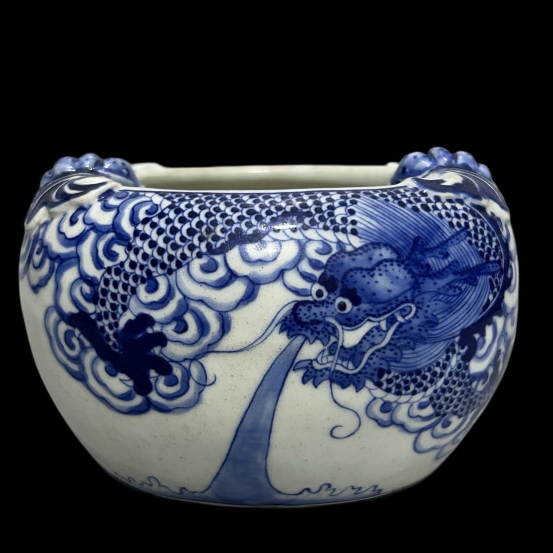 An Exquisite Blue and White Auspicious Cloud and Dragon Pattern Bats-Ears Brush Washer (1 of 7)