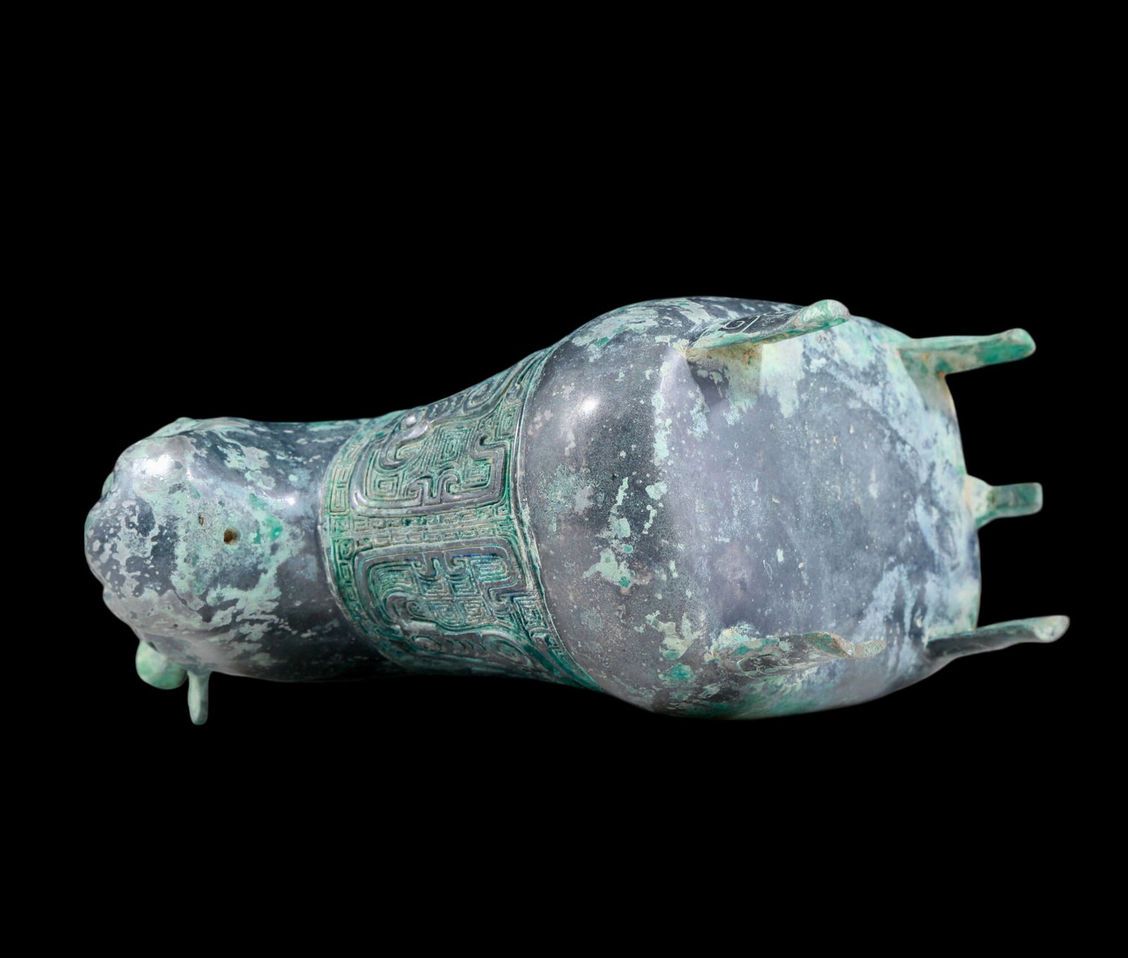 A precious bronze ewer with auspicious animal patterns - 12